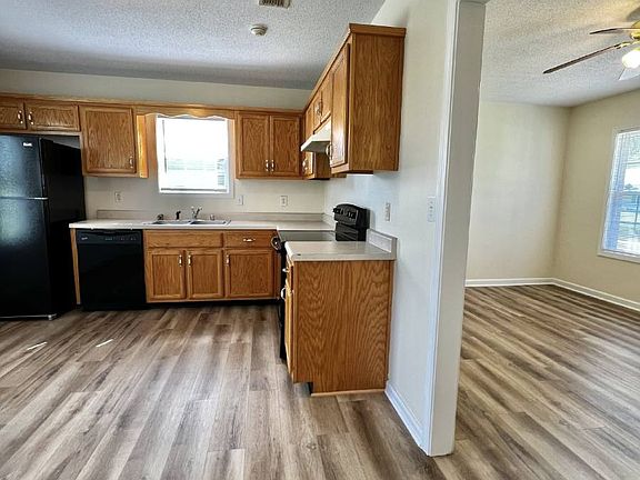 3rd image of 1118 Keith Ave