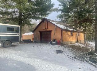 222 Picketts Corners Rd, Saranac, NY 12981