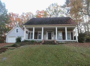 111 Newport Cir, Clinton, MS 39056