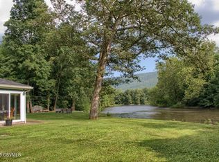 1625 Creek Rd, Millmont, PA 17845