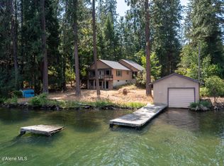 11879 W Riverview Dr, Post Falls, ID 83854