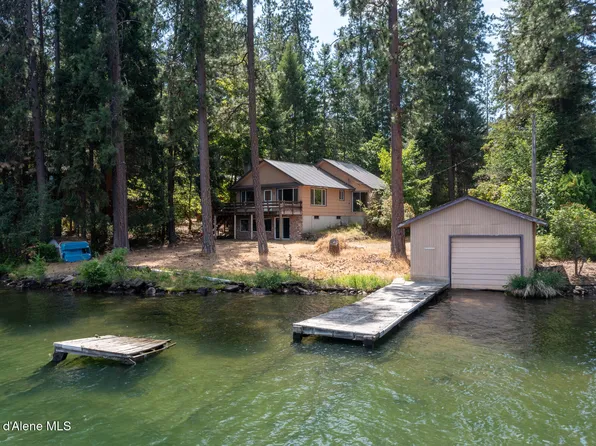 11879 W Riverview Dr, Post Falls, ID 83854