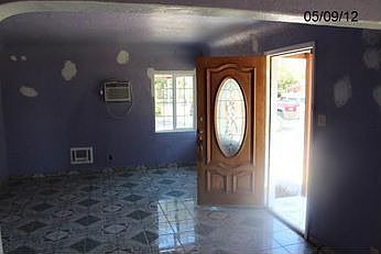 5th image of 651 El Centro Ave