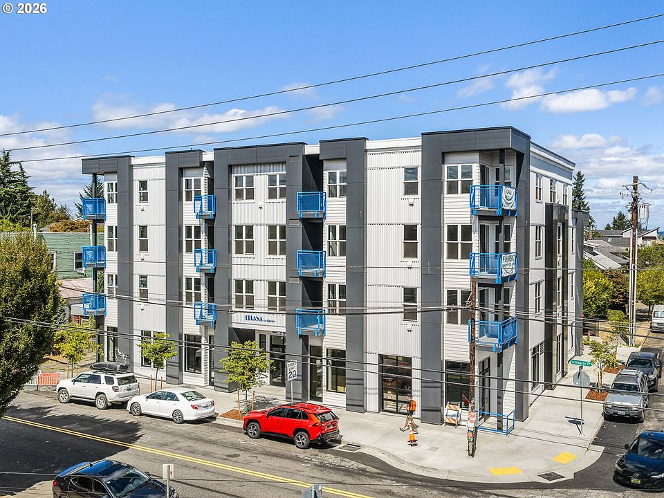 1st image of 2465 NE Alberta St