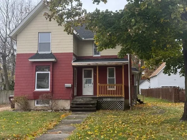 321 W Jackson St, Belvidere, IL 61008