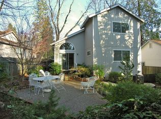 227 Fairmont Dr, Grass Valley, CA 95945