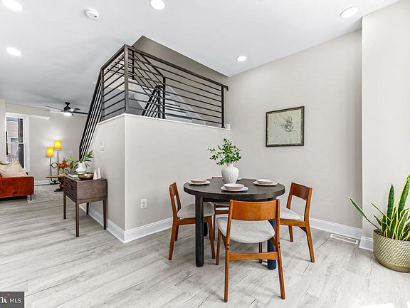 5th image of 2723 Hampden Ave