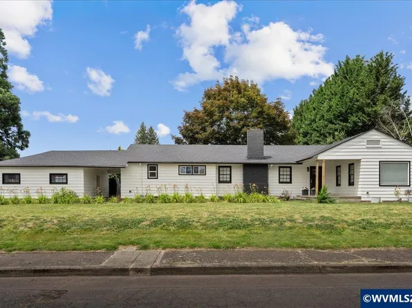590 N Pershing St, Mount Angel, OR 97362