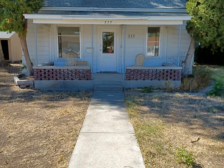 335 S 5 E — Photo 4