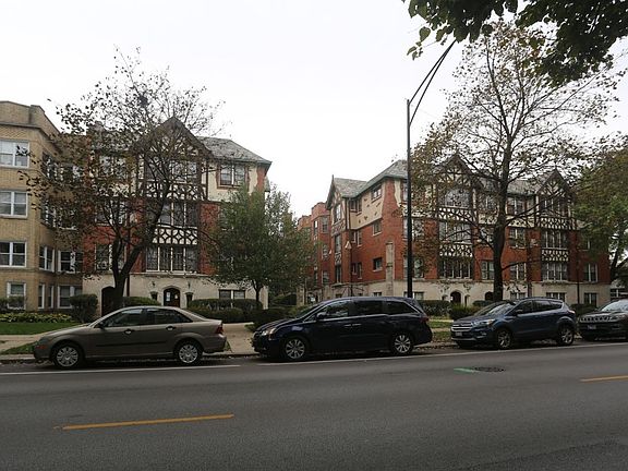 2nd image of 1647 W Touhy Ave APT 2N