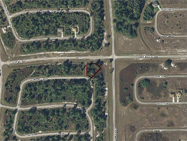 2nd image of 5027 N Dogwood Cir