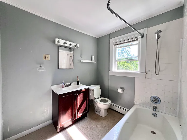 164 Delaware Ave #2 — Photo 7