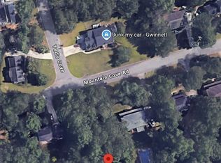 3840 Mountain Cove Rd, Snellville, GA