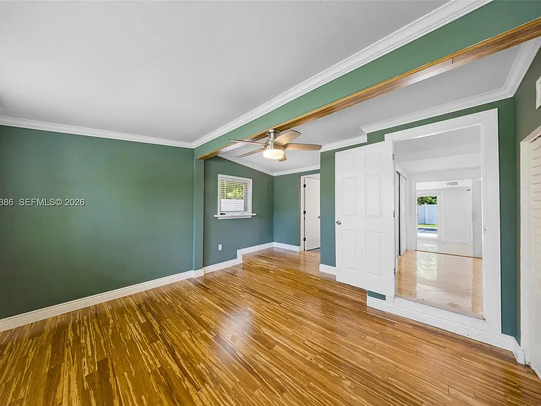 1837 NE 48th Ct — Photo 15