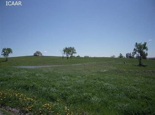 2751 Coyote Court Dr, Williamsburg, IA 52361