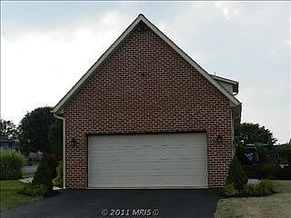 5th image of 287 Martina Dr