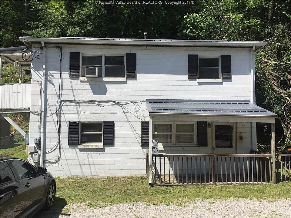 1st image of 489 Campbells Creek Dr