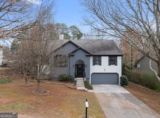 1451 Dorchester Dr, Lawrenceville, GA 30043