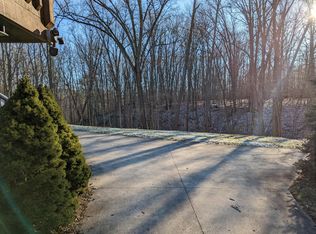 1485 Royalwood Rd, Broadview Heights, OH 44147