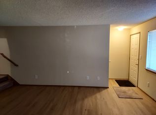 913 30th St NE APT B, Auburn, WA 98002