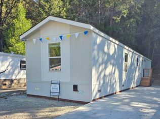 824 S 1st St #122, Dunsmuir, CA 96025