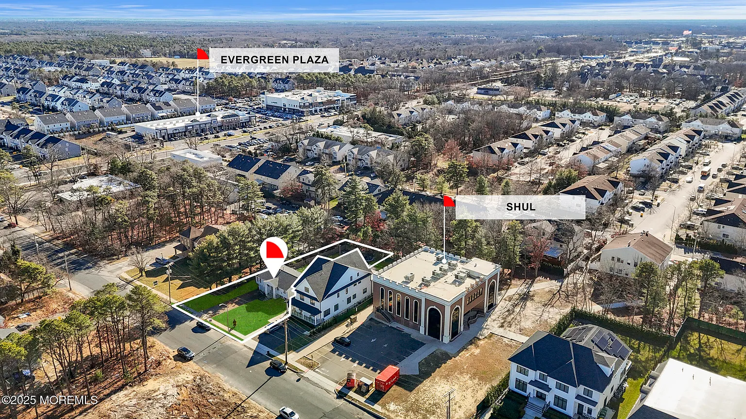 30 Pine Boulevard photo 1