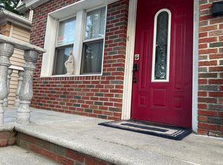 102-42 85th Dr, Jamaica, NY 11418