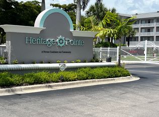 16585 Lake Circle Dr APT 128, Fort Myers, FL 33908