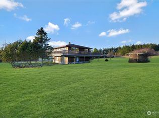 279 E Fakkema Rd, Oak Harbor, WA 98277