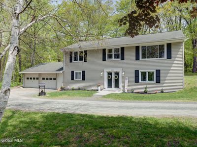 203 Dearstyne Road, Troy, NY, 12180