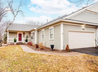 1560 Glenbeigh Knls, Saint Paul, MN 55125