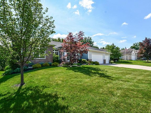 2nd image of 7376 Whistlewood Dr SW