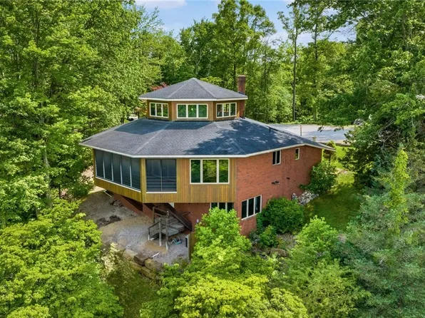 234 Ames Dr, Dresden, OH 43821