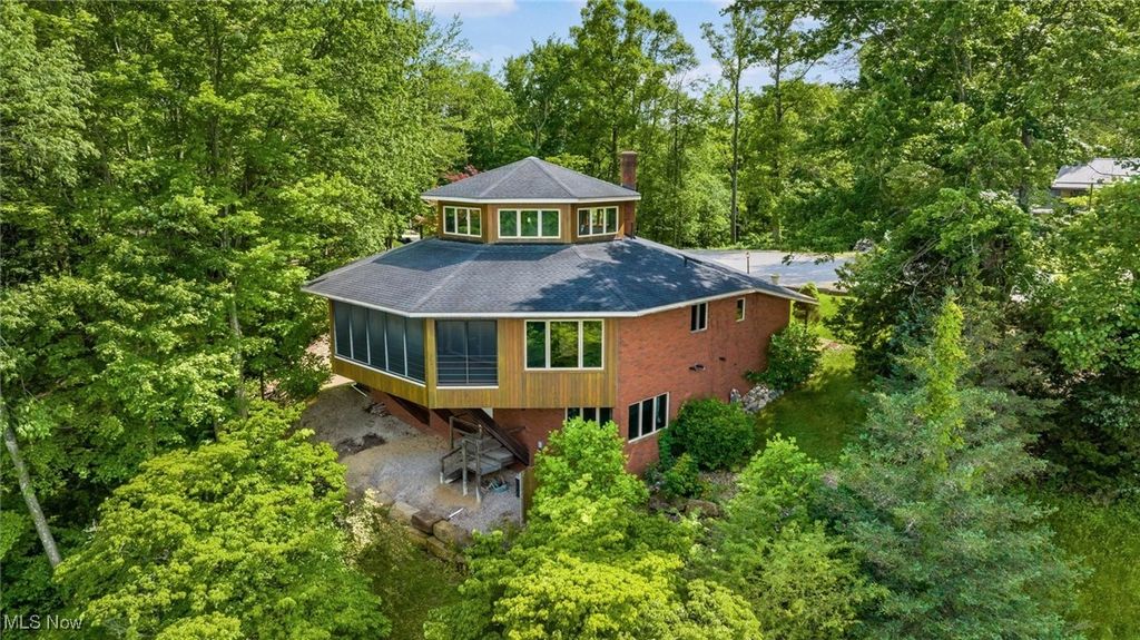 Real estate listing image