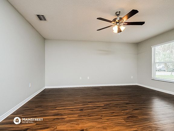 3rd image of 1420 Gilpin Ave