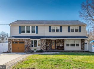 240 Lincoln Ave, Woodbury Heights, NJ 08097