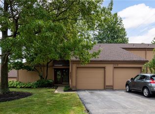 351 Walnut Ln, Mason, OH