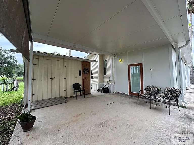 320 Mississippi River Blvd — Photo 13
