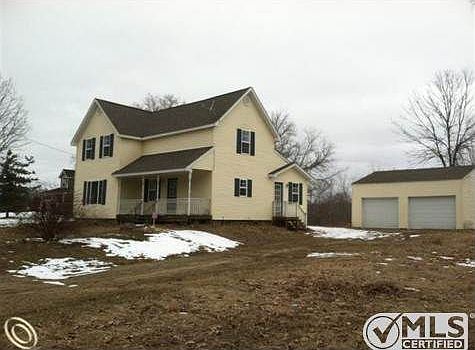 400 angle 3 outside.JPG