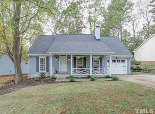 2713 Fernhurst Ln, Raleigh, NC 27604