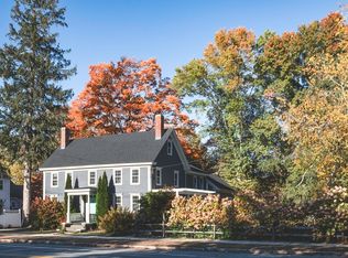 52 E Main St, Georgetown, MA 01833