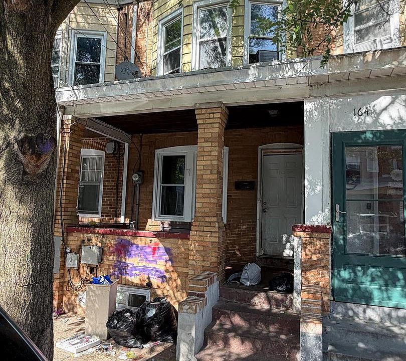 1st image of 162 Barnt Ave