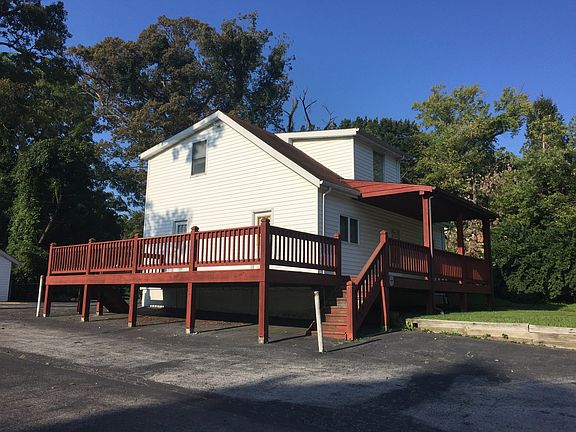 4th image of 320 Fork Dr