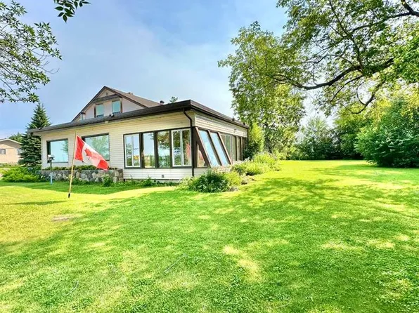 10209 W 105th St, Lac La Biche County, AB T0A 2C2