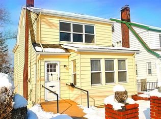 13711 14th Ave, Flushing, NY 11356
