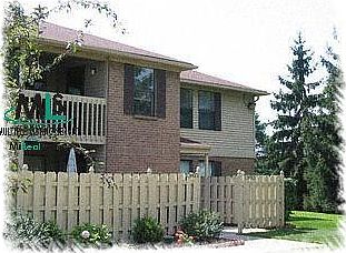 1st image of 19115 Surrey Ln
