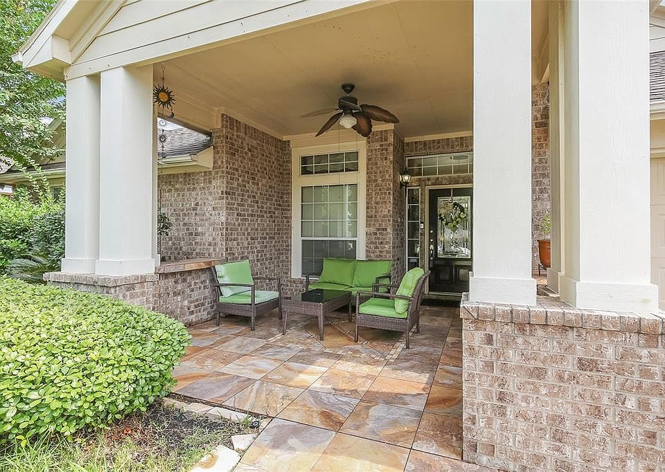 1st image of 15118 Sky Brook Ln