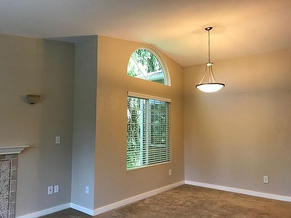 4th image of 10015 NE 120th Ln APT E303