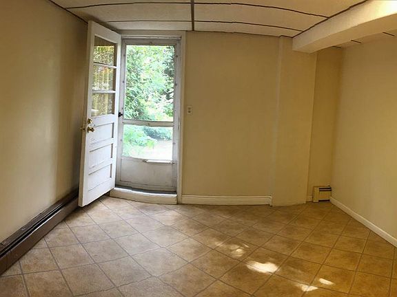 5th image of 11 Bleecker St