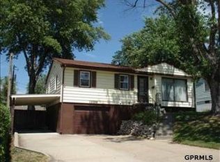 12120 Grover St, Omaha, NE 68144